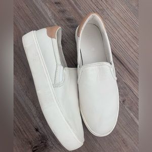 UGG Women's Cahlvan Sneakers